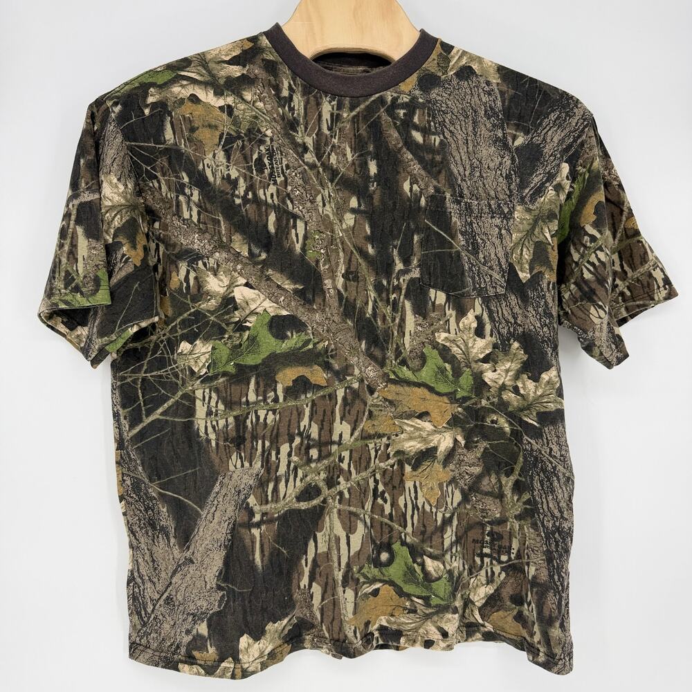 Vintage Wolf Mountain Mossy Oak Break Up T-Shirt USA Made Men's Size XL